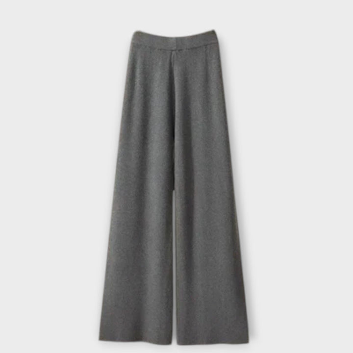 Sandra - Komfortabelt tredelt sæt