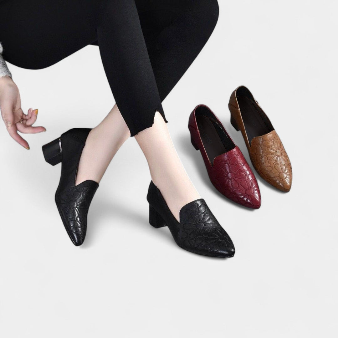 Olene – Pumps med broderi