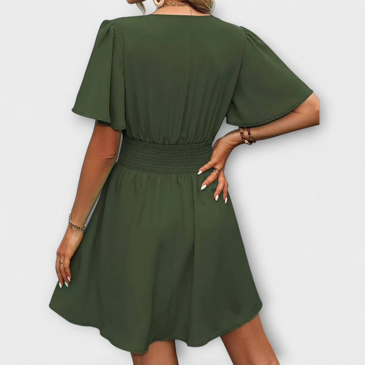 Blažena | Kjole med V-hals og rynket talje