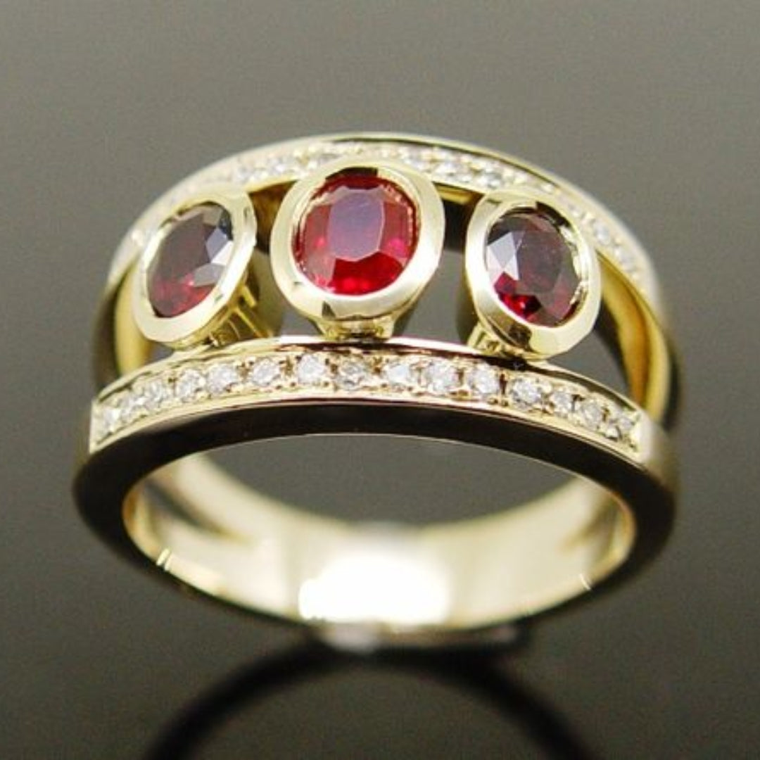 Vintage Guld Ring honning Rød Zirkon 