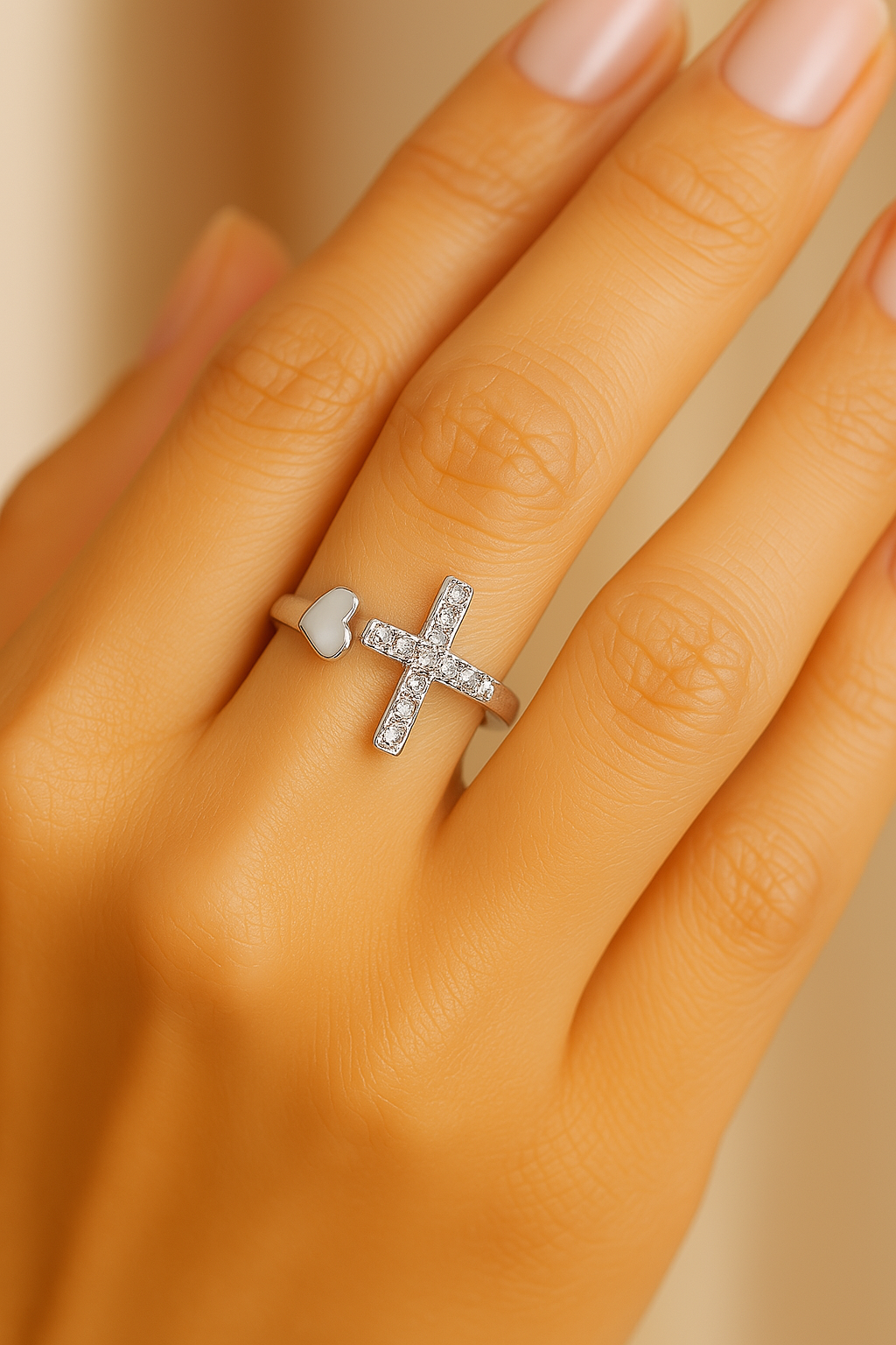Vintage Love Cross Ring og Sølv Justerbar 