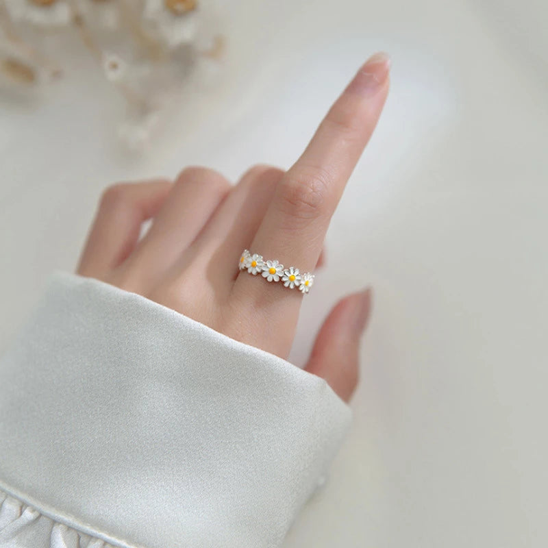 Sølv ring i form af en marguerit 