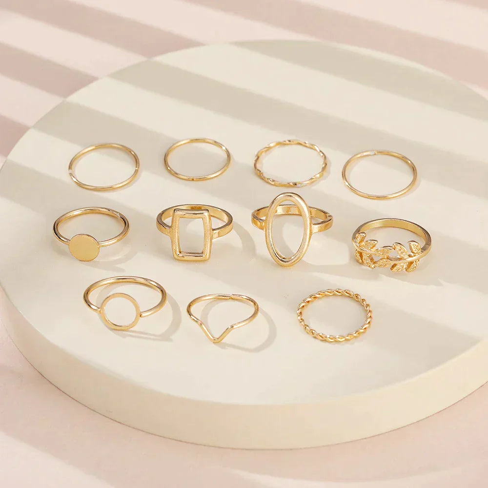 Sæt med 11 vintage ringe og sølv 