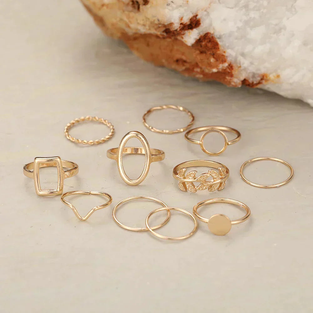 Sæt med 11 vintage ringe og sølv 
