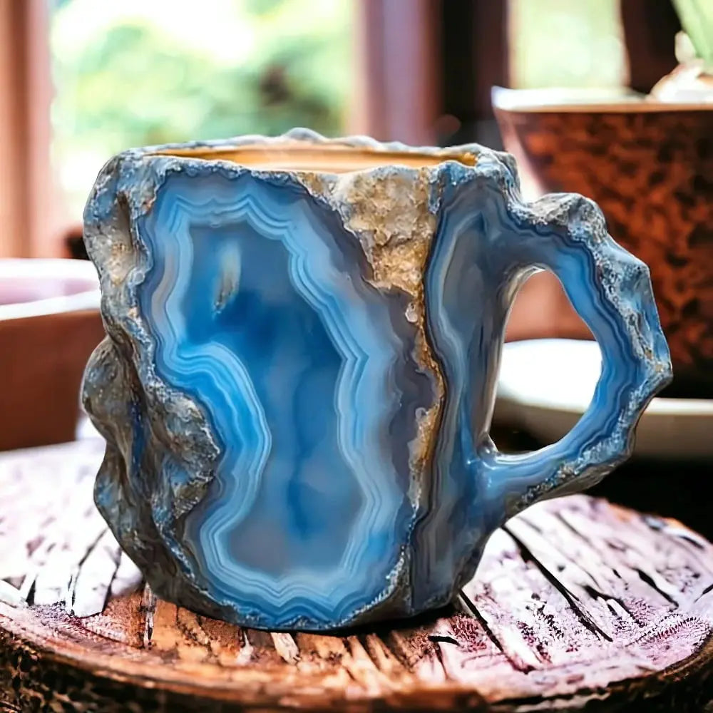 Kaffekopper med Indlejrede Mineral Krystaller