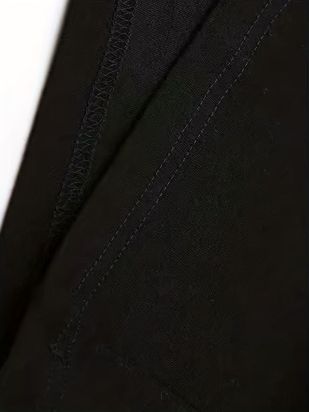 Savrani™ | Elegant kortærmet T-shirt med grafisk print