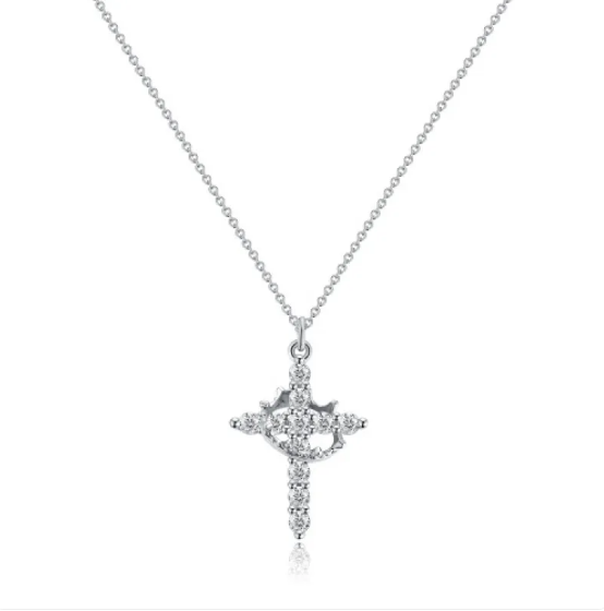 Halskæde med Kors og Diamantkrone 