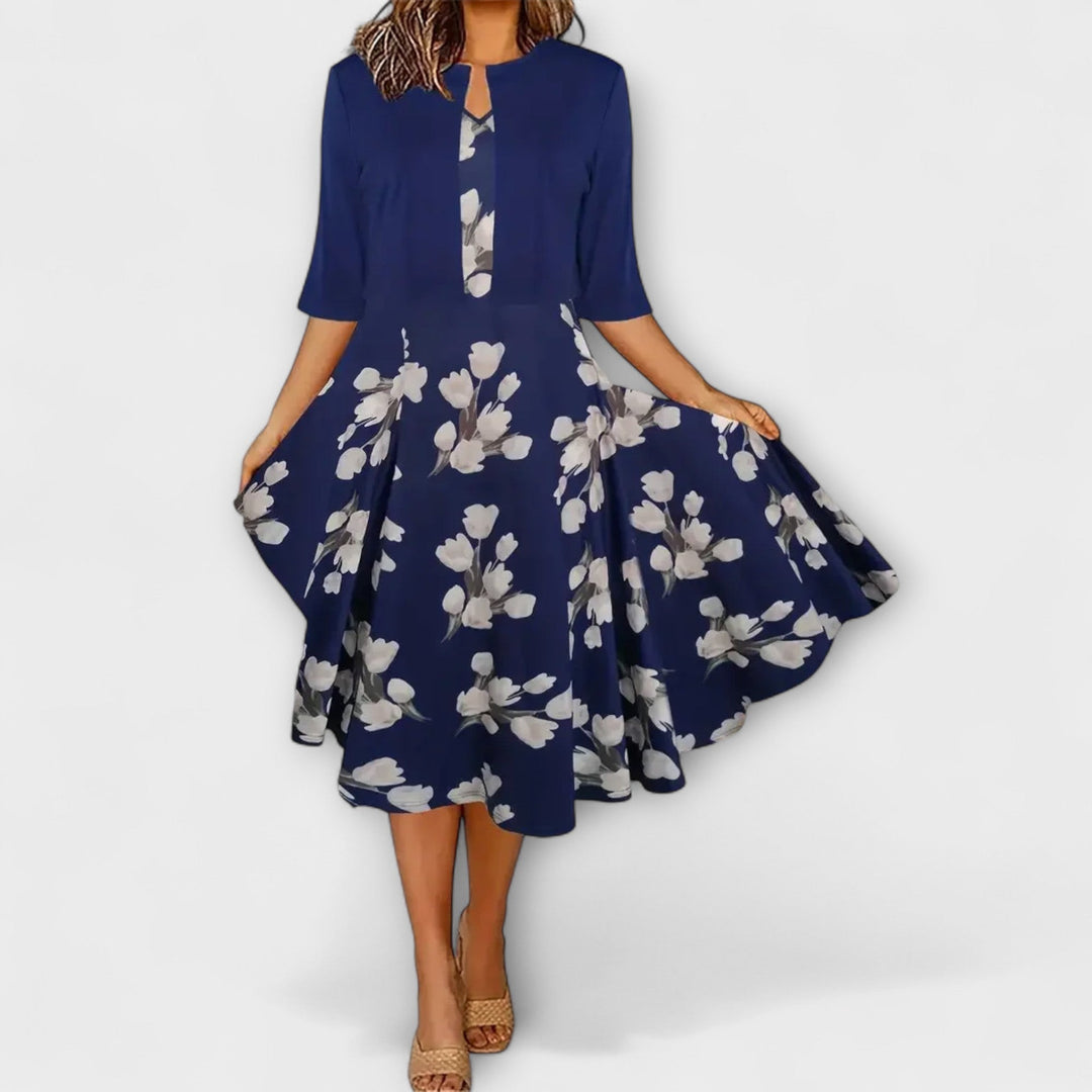 Božetěška | Blomstret midikjole med matchende tæppe