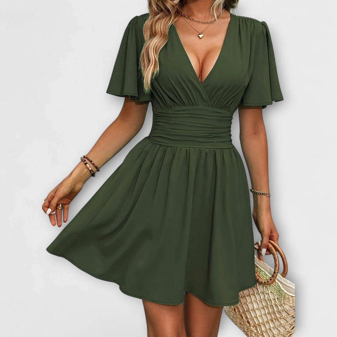 Blažena | Kjole med V-hals og rynket talje