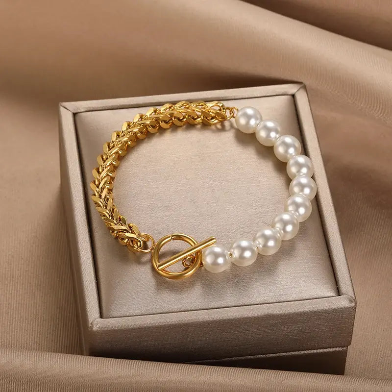 Elegant Guld- og Perlearmbånd 