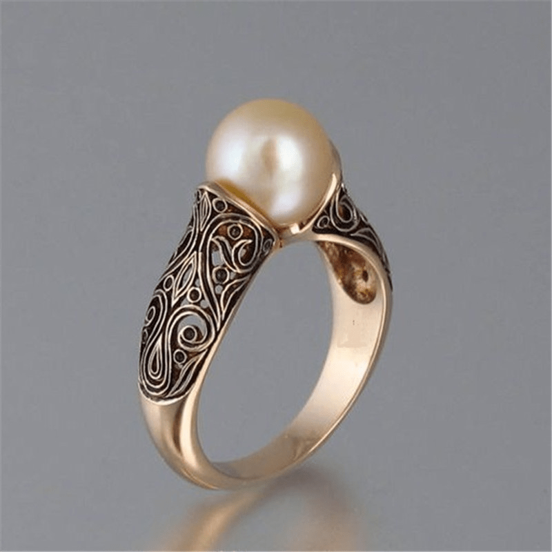 Gul vintage ring med perle 