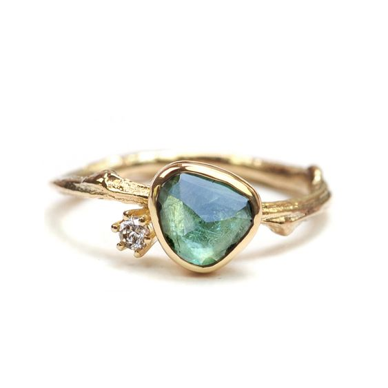Vintage Ring i Guld med Blå Sten 