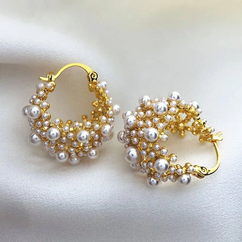 Vintage design hoops i guld og perler