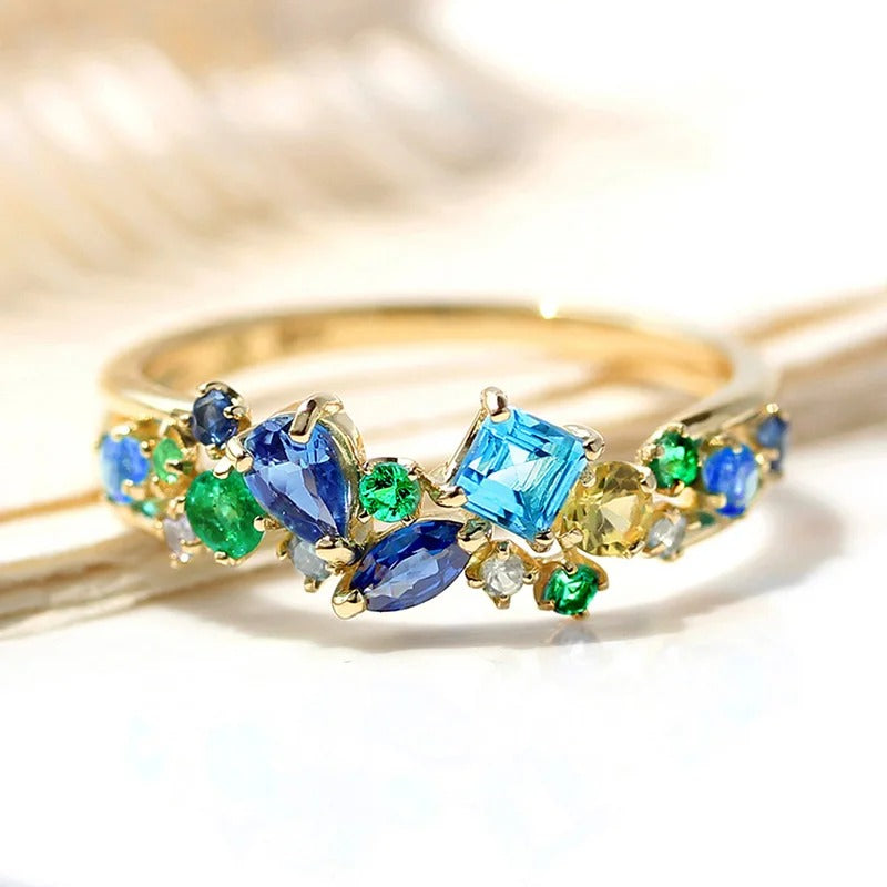 Flerfarvet Vintage Ring med Ædelsten og Guld 