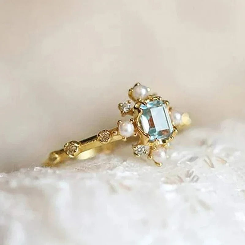 Vintage ring med blå perle 