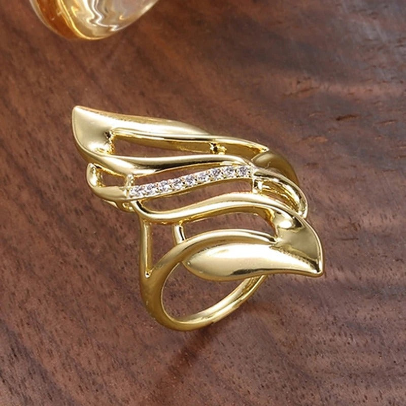 Vintage Guld Ring med Snoet Blad 